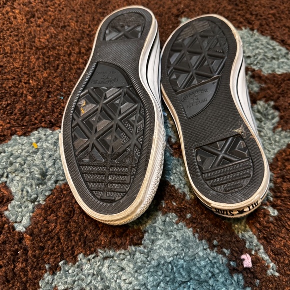 Converse sneakers - Picture 3 of 3